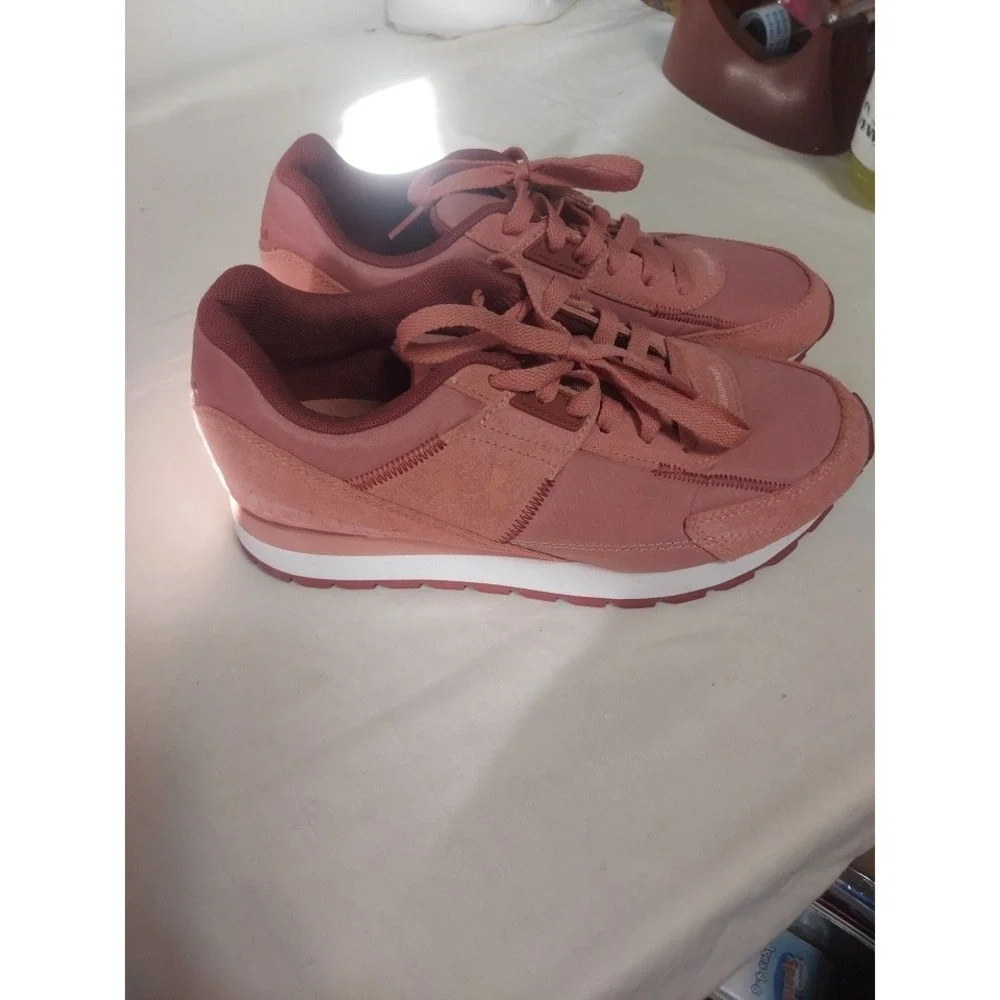 Under Armour step into